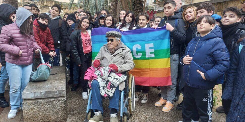 “A 102 anni deve aspettare un anno per l’invalidità”, la STORIA di Antonio da Palermo