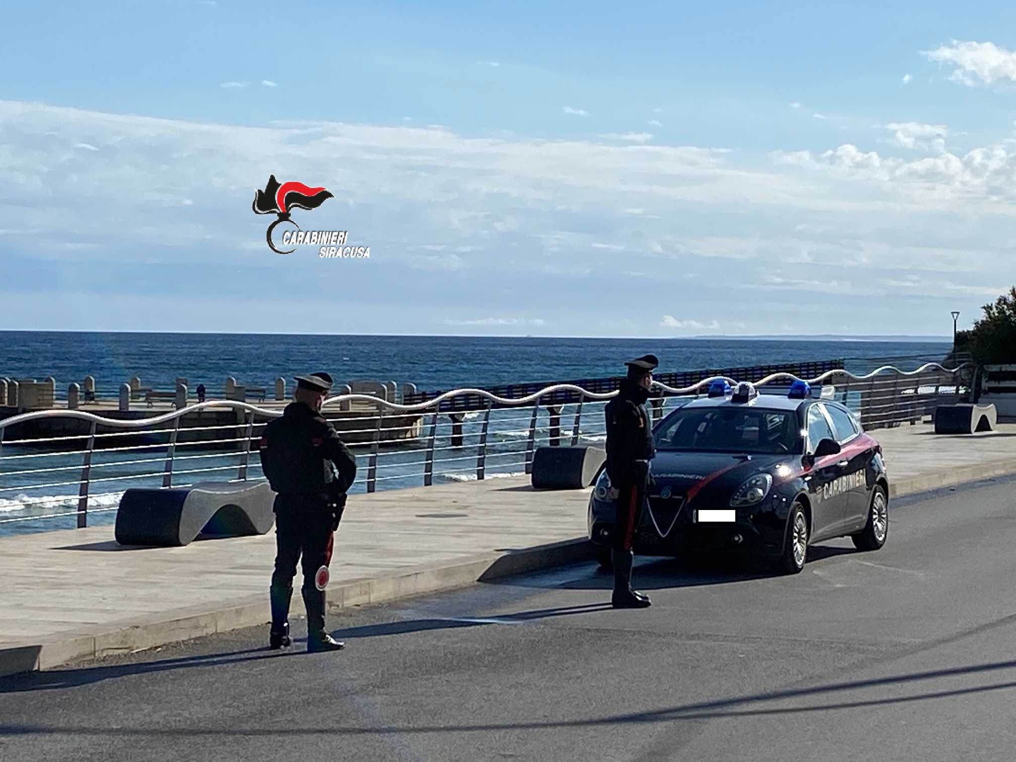 Rapina, estorsione e lesioni: arrestato 29enne nel Siracusano