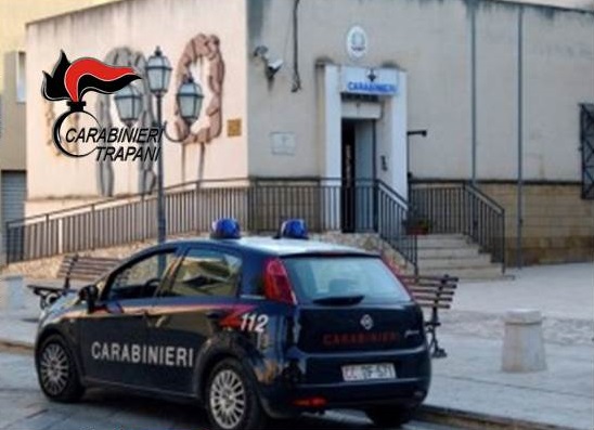 In casa con cocaina e contanti, un arresto nel Trapanese