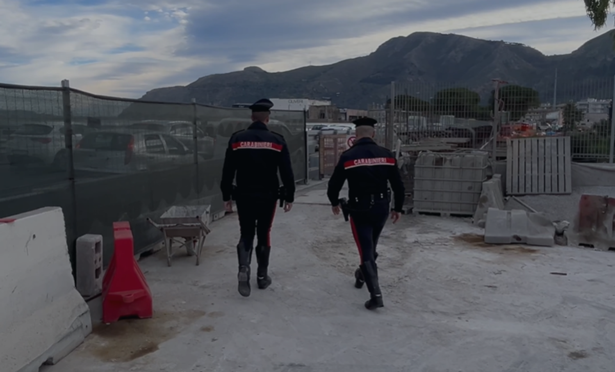 Palermo, donna minaccia di lanciarsi dal ponte Corleone: salvata