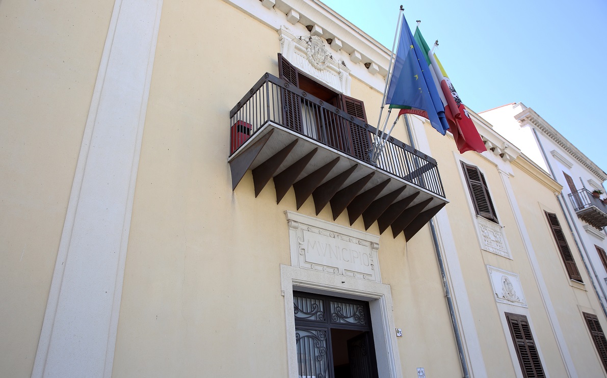 “Il liceo di Partinico non sarà intitolato a Peppino Impastato”, scatta la protesta: il motivo della decisione