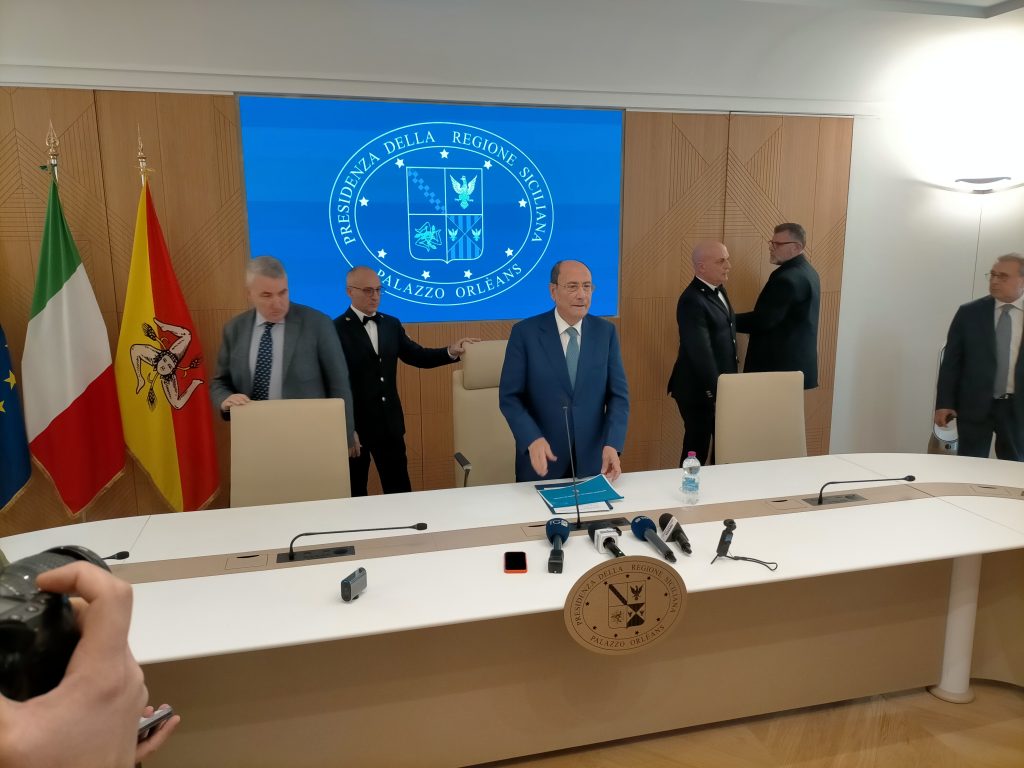 “Siamo fuori dal tunnel”, dal disavanzo ai fondi europei: il bilancio del Governo Schifani