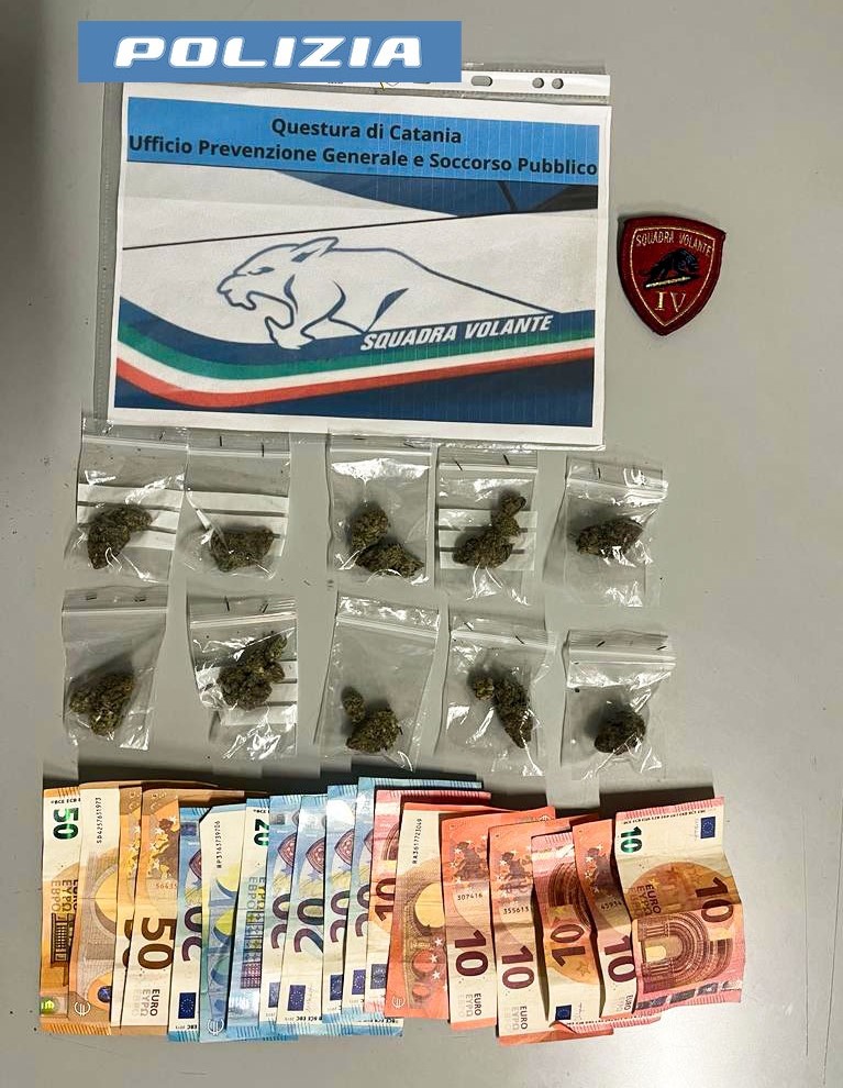 Catania, trovato in possesso di stupefacenti: denunciato 28enne
