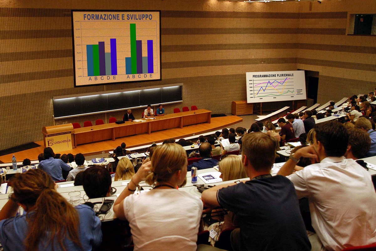 Una norma rivoluziona la formazione in Sicilia, Turano al QdS: “È stato un errore”