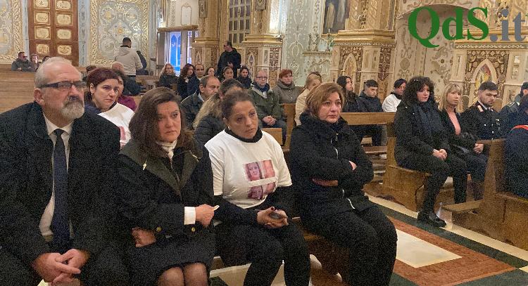 VIDEO | Dolore e commozione per l’ultimo saluto a Delia Zarniscu