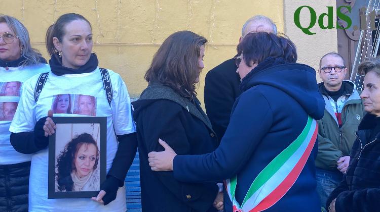 VIDEO | Dolore e commozione per l’ultimo saluto a Delia Zarniscu