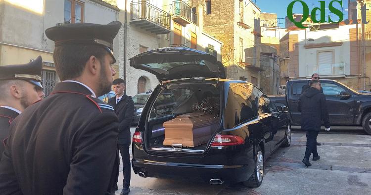 VIDEO | Dolore e commozione per l’ultimo saluto a Delia Zarniscu