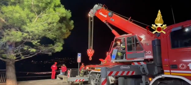 Automobile finisce nel lago: due morti recuperati dai vigili del fuoco
