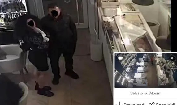 Cenano e scappano senza pagare: titolare pubblica foto e vengono incastrati