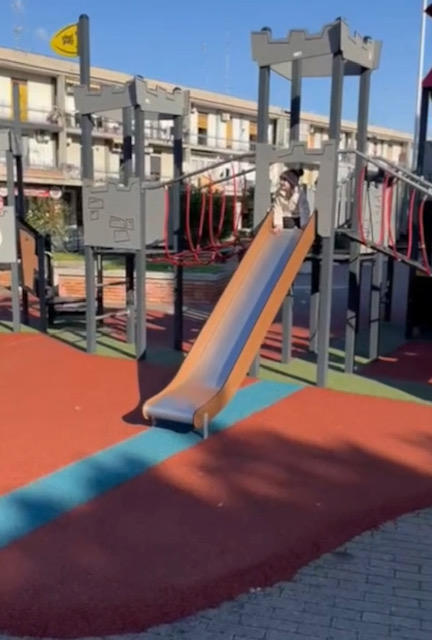 Catania, 6 nuove bambinopoli consegnate per i giochi dei più piccoli