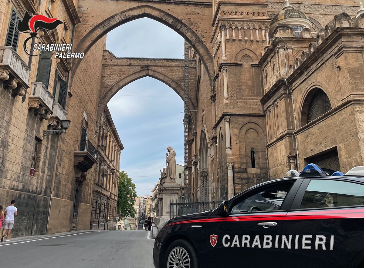 Palermo, sequestrati oltre 2 chili di droga: due arresti e due denunce