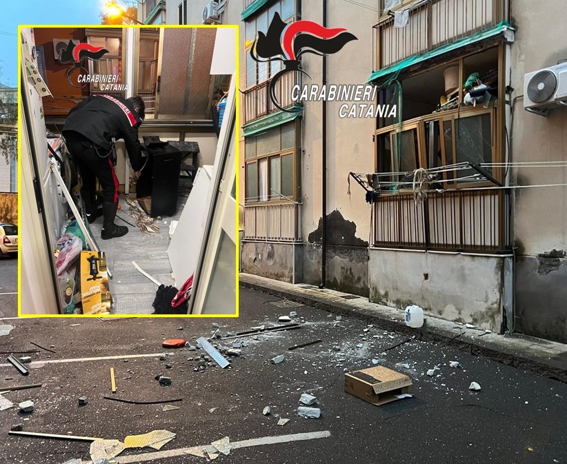 Catania, boato al quartiere Cibali, bombola di gas scoppia in un’abitazione: paura per famiglia