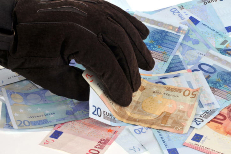 Evasione fiscale, lotta senza artigli