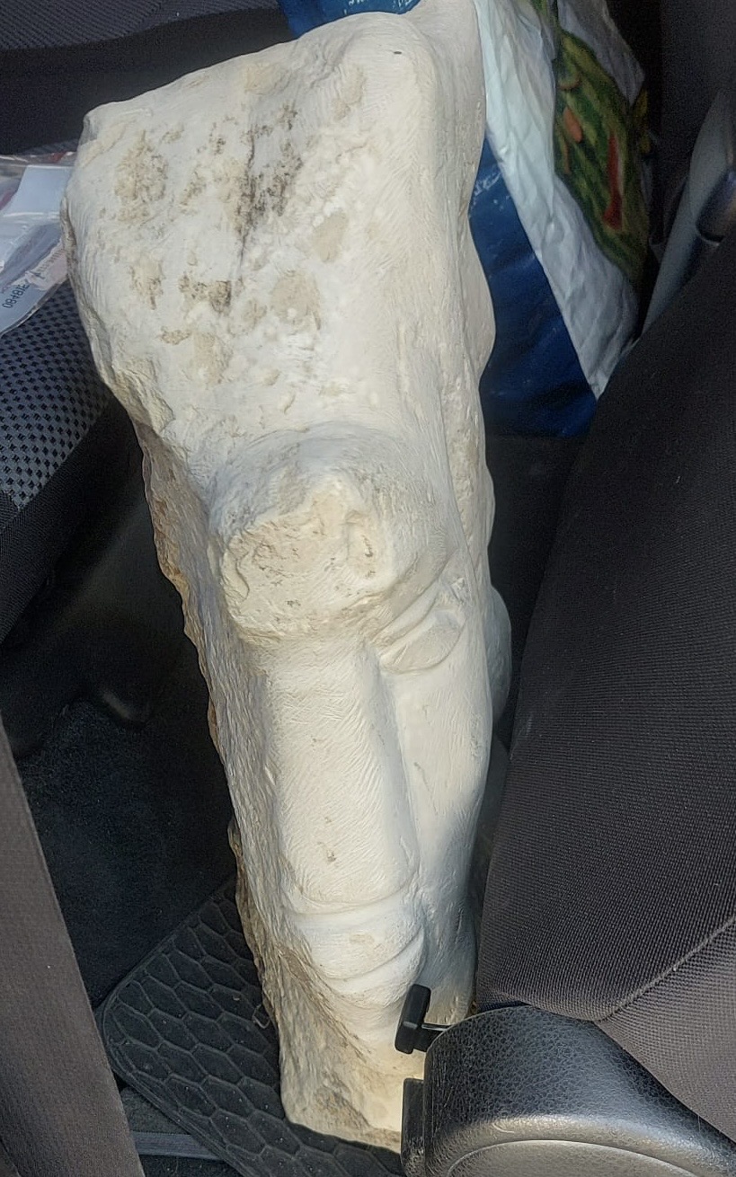 Ragusa, rubò scultura di un famoso artista: arrestato