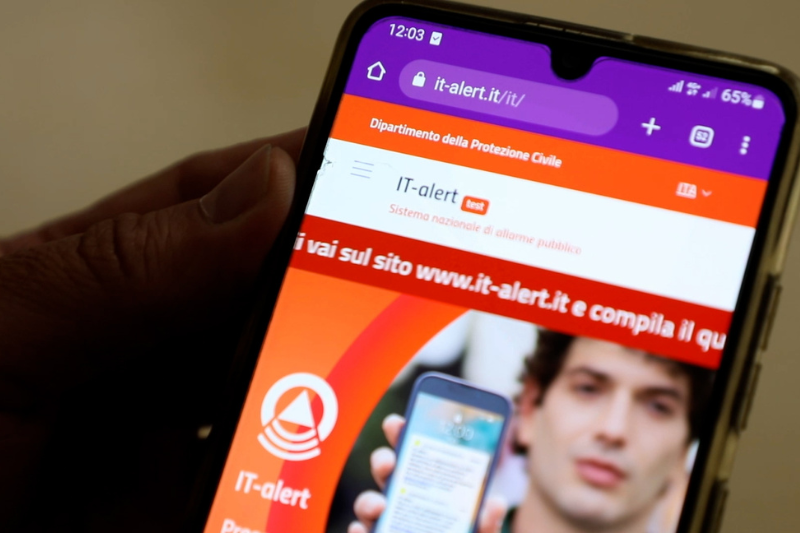 Test IT-Alert in Sicilia, i cellulari suoneranno di nuovo: ecco quando