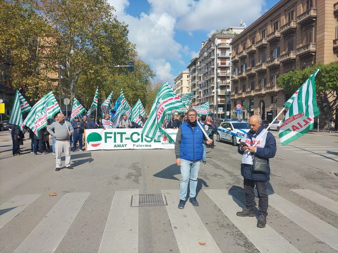 Palermo, partecipate comunali tra scioperi e tensione
