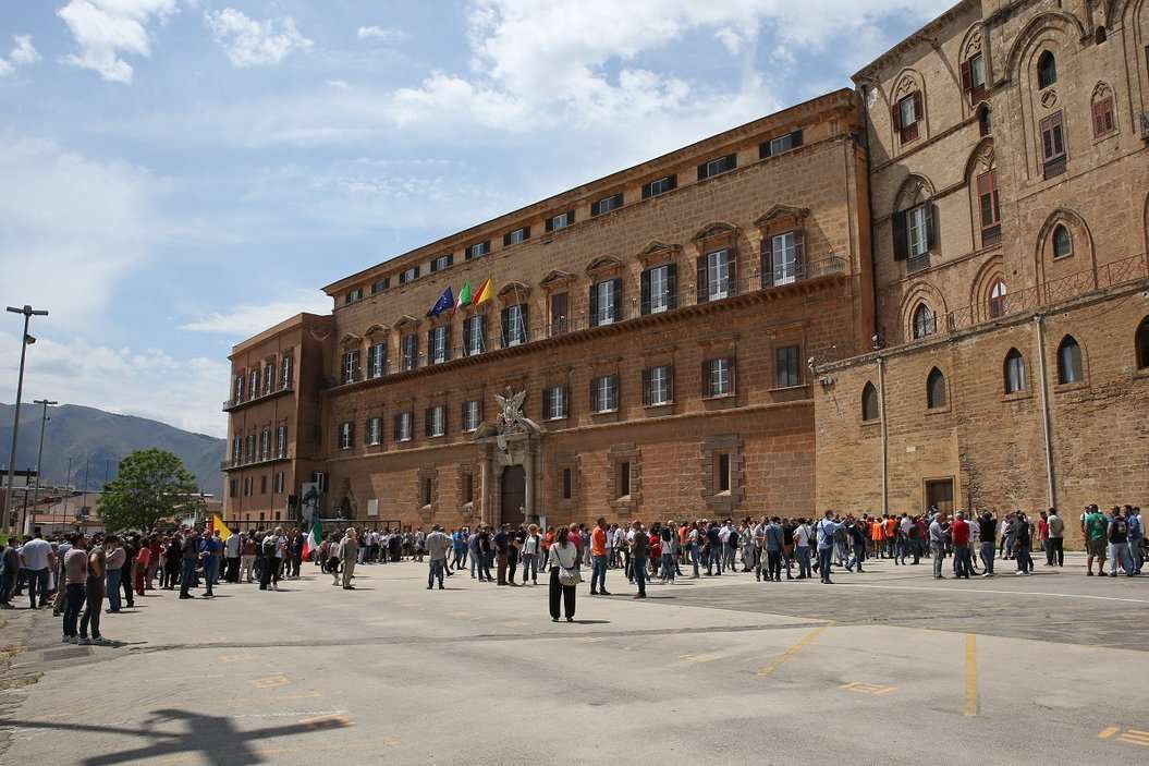 La maggioranza sai è come il vento