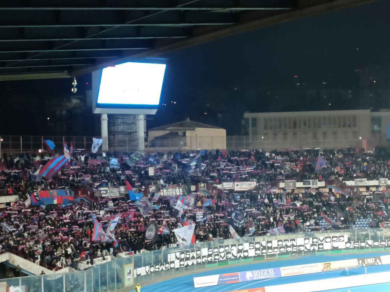 Castellini show, il Catania doma la capolista Juve Stabia e torna a vincere. Le pagelle Castellini show, il Catania doma la capolista Juve Stabia e torna a vincere. Le pagelle