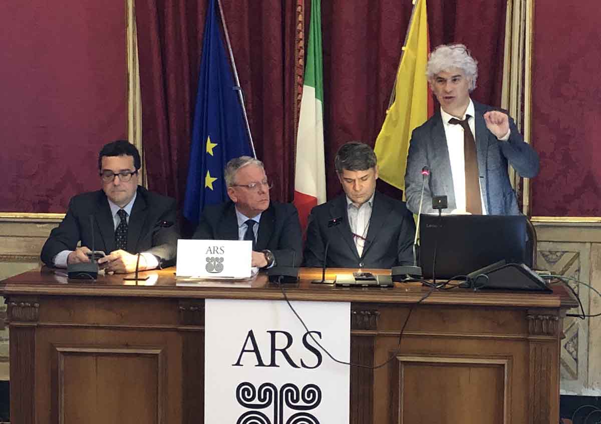 Rifiuti, costi insostenibili per i Comuni. L’Anci annuncia un ricorso all’Antitrust