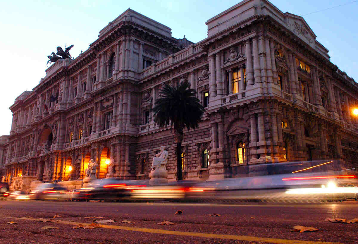 Spaccio di droga a Barcellona Pozzo di Gotto, i 19 condannati del processo “Dinastia”