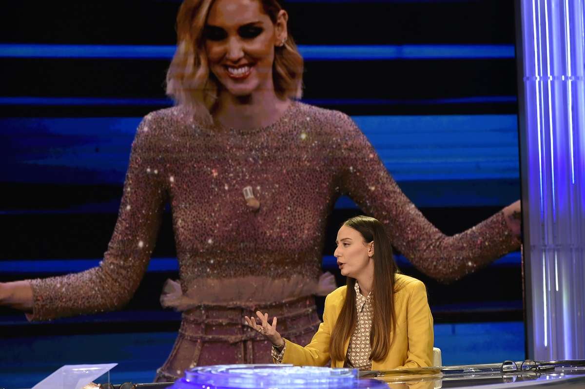 VIDEO | C’è chi la scarica e chi no, Amadeus su Ferragni: “Chiara a Sanremo? Le avrei detto sì”