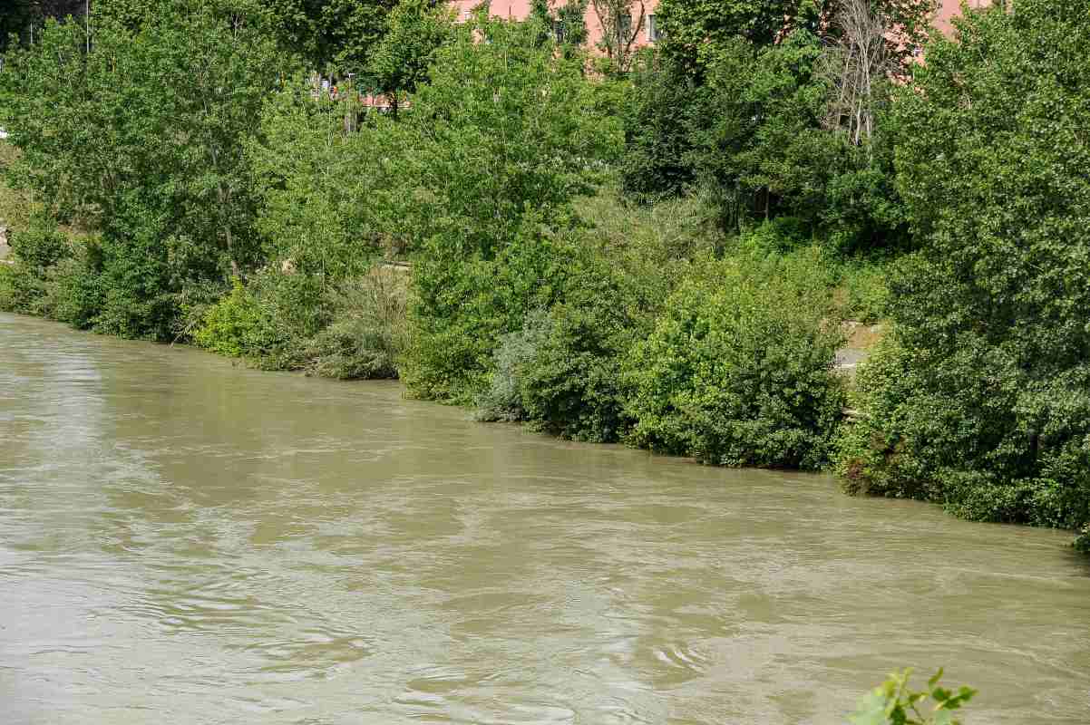 Messa in sicurezza di fiumi e centri abitati con i fondi Pnrr, la Regione finanzia 12 interventi