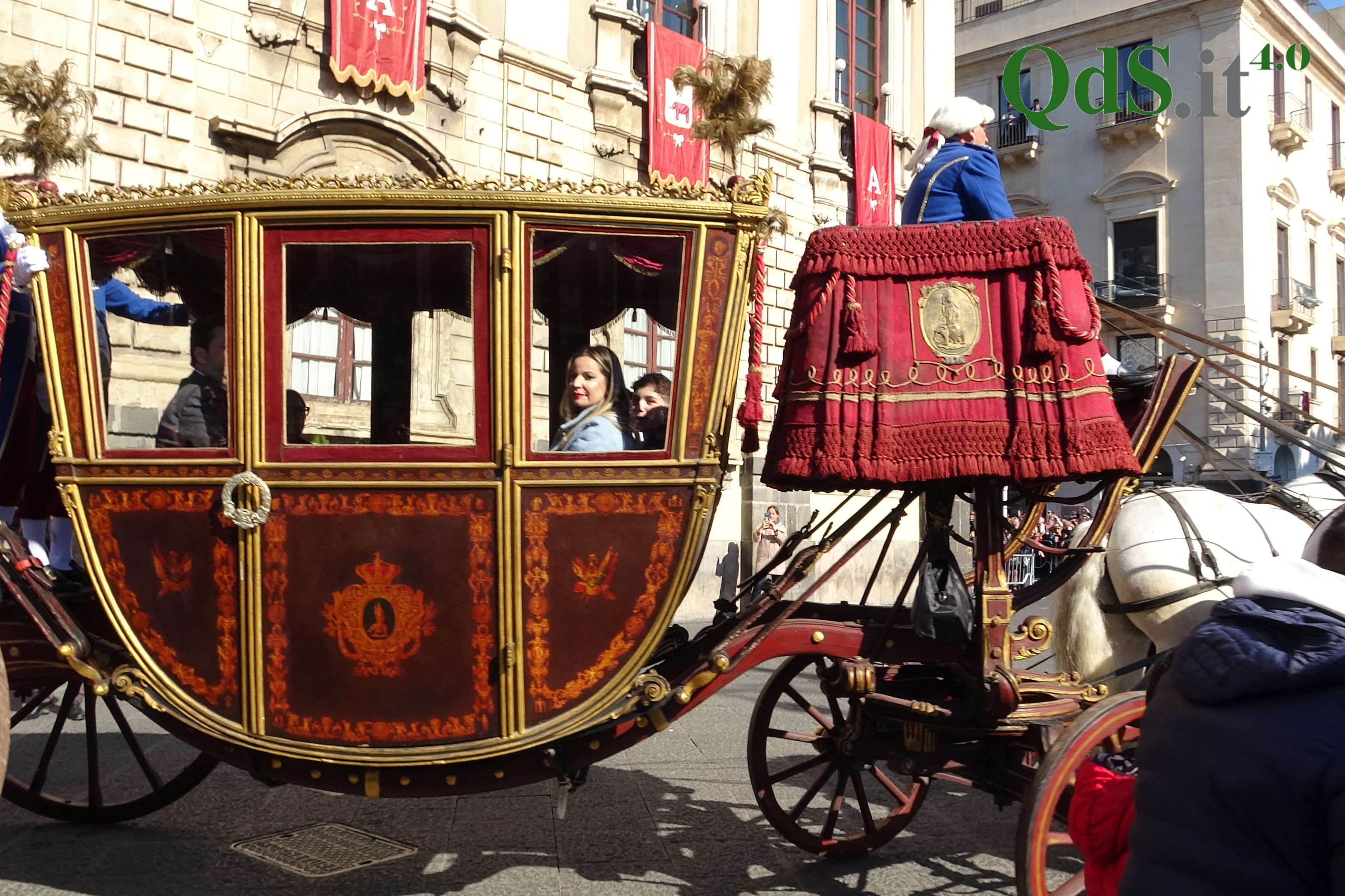 FOTO e VIDEO | Sant’Agata, inizia la festa con la Carrozza del Senato e l’offerta della cera FOTO e VIDEO | Sant’Agata, inizia la festa con la Carrozza del Senato e l’offerta della cera