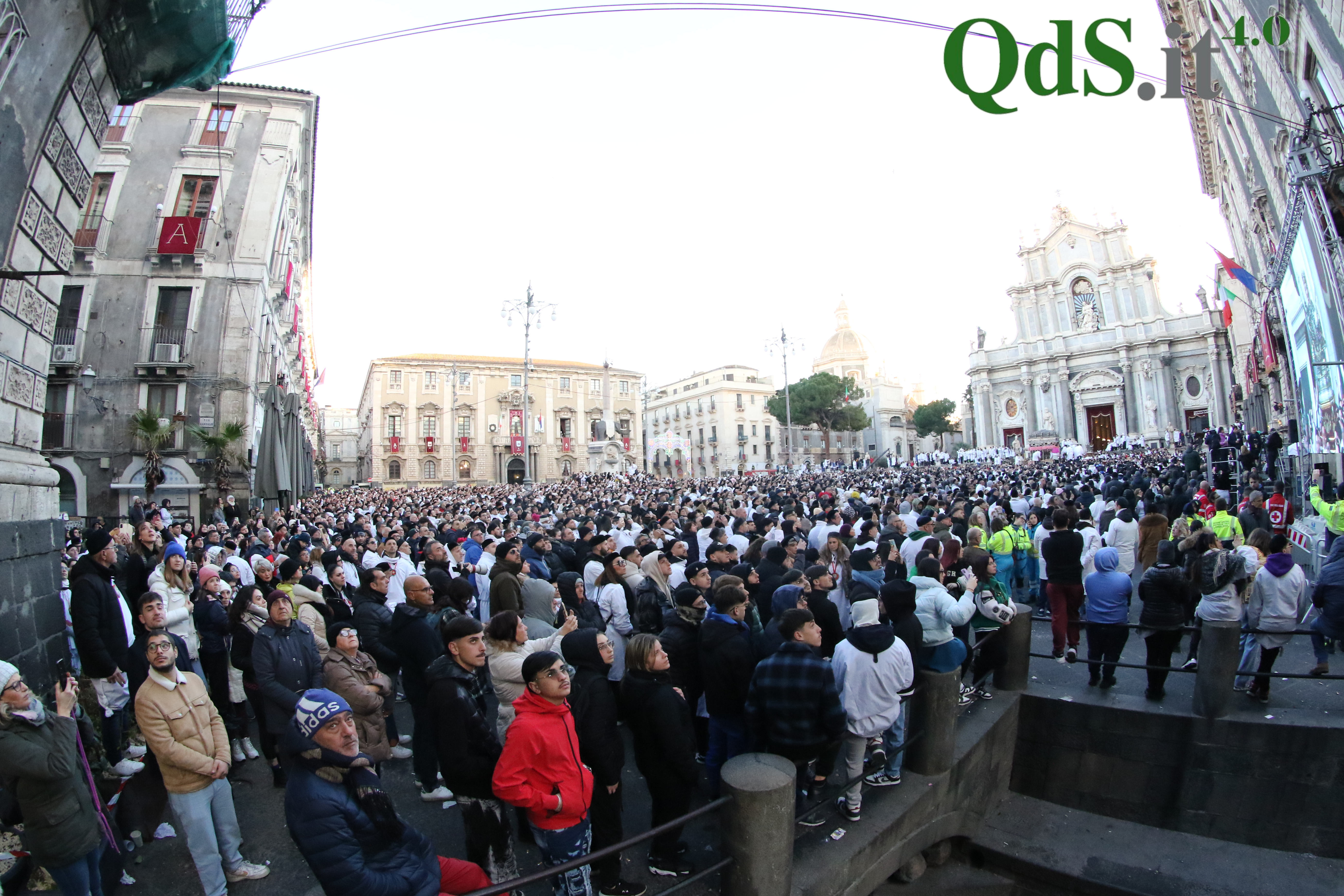 Piazza Duomo attende Sant'Agata