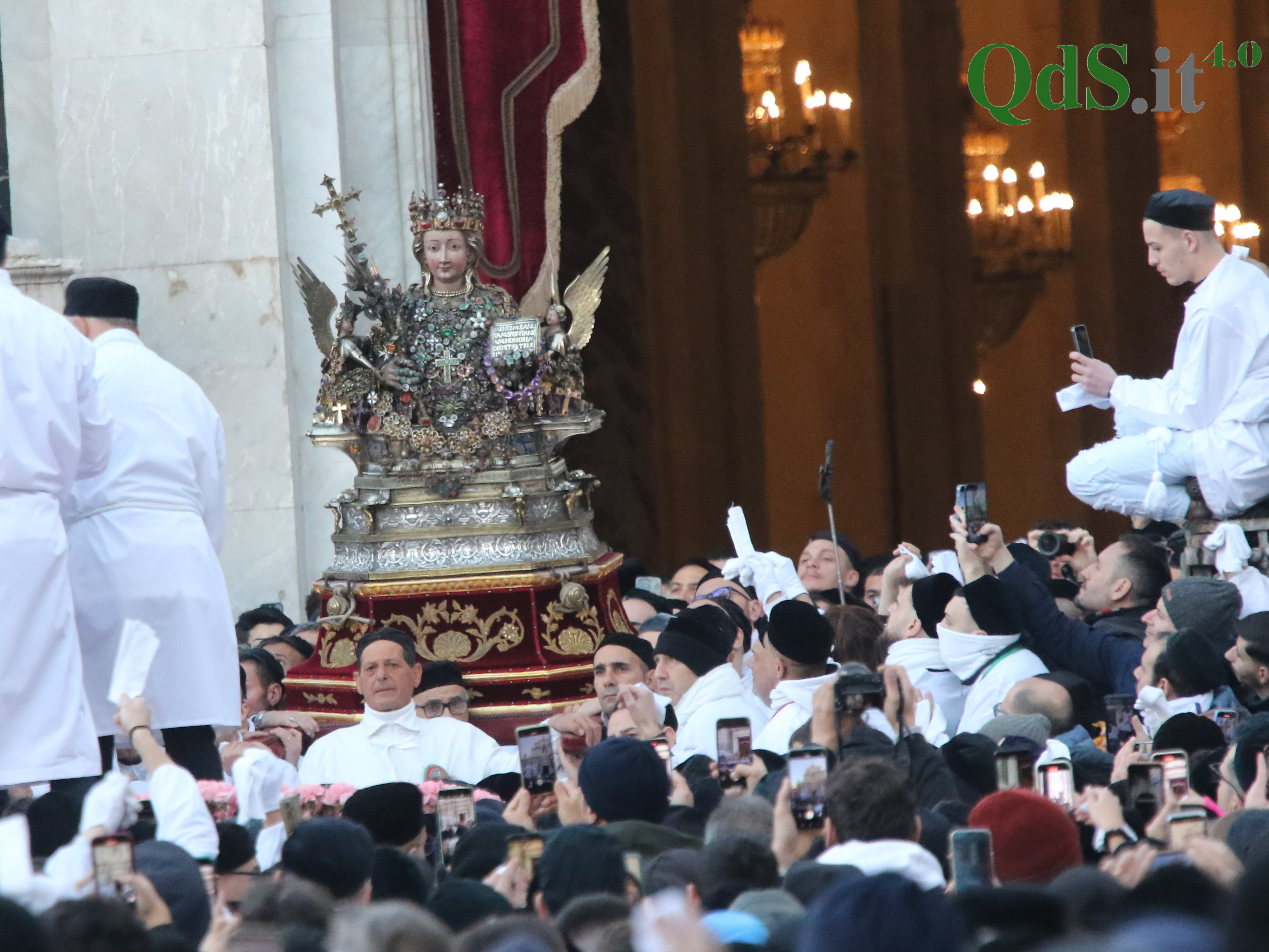 Sant'Agata si affaccia su Piazza Duomo