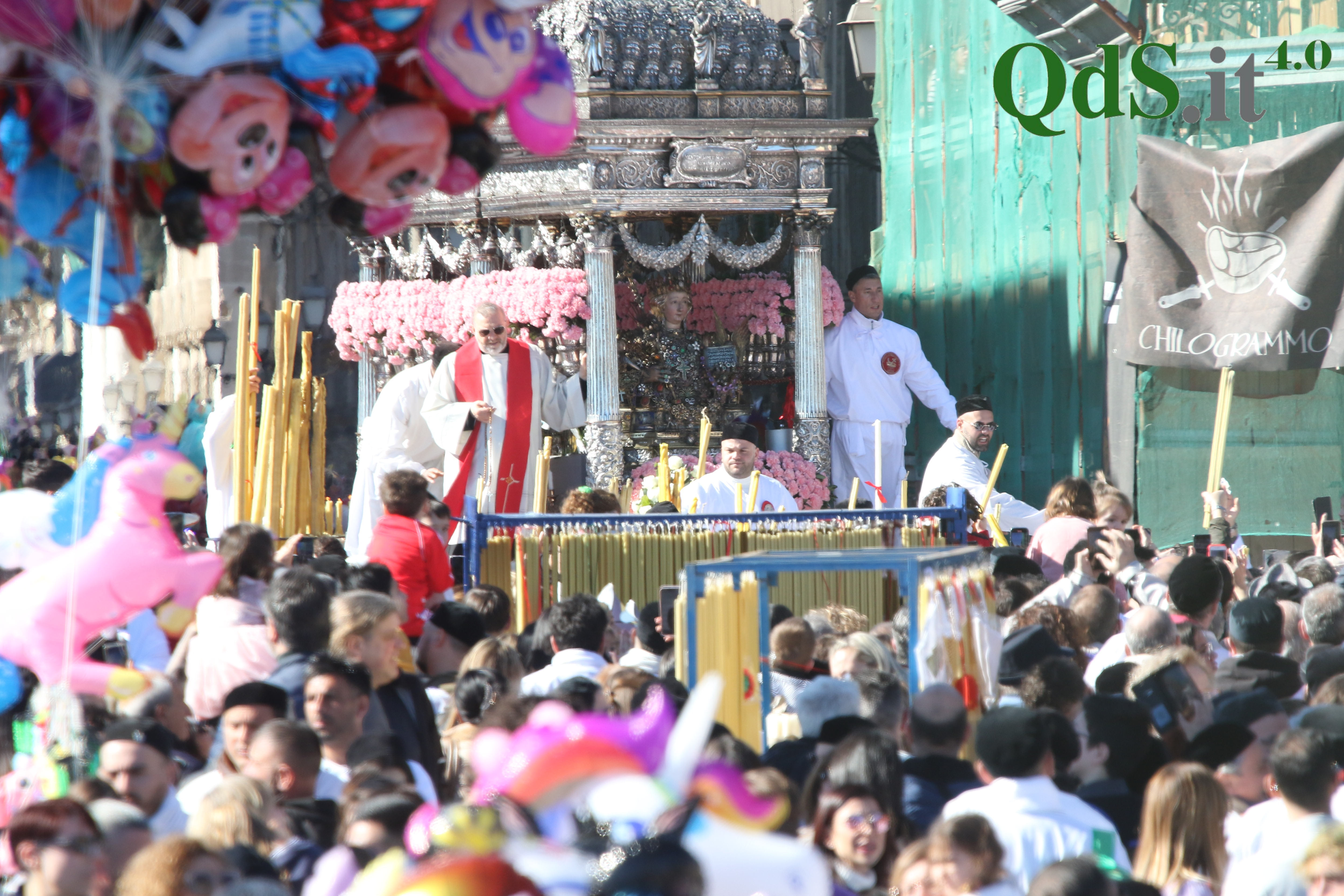 FOTO e VIDEO | “Cittadini, ecco Sant’Agata”: dopo l’uscita, è il momento del giro esterno