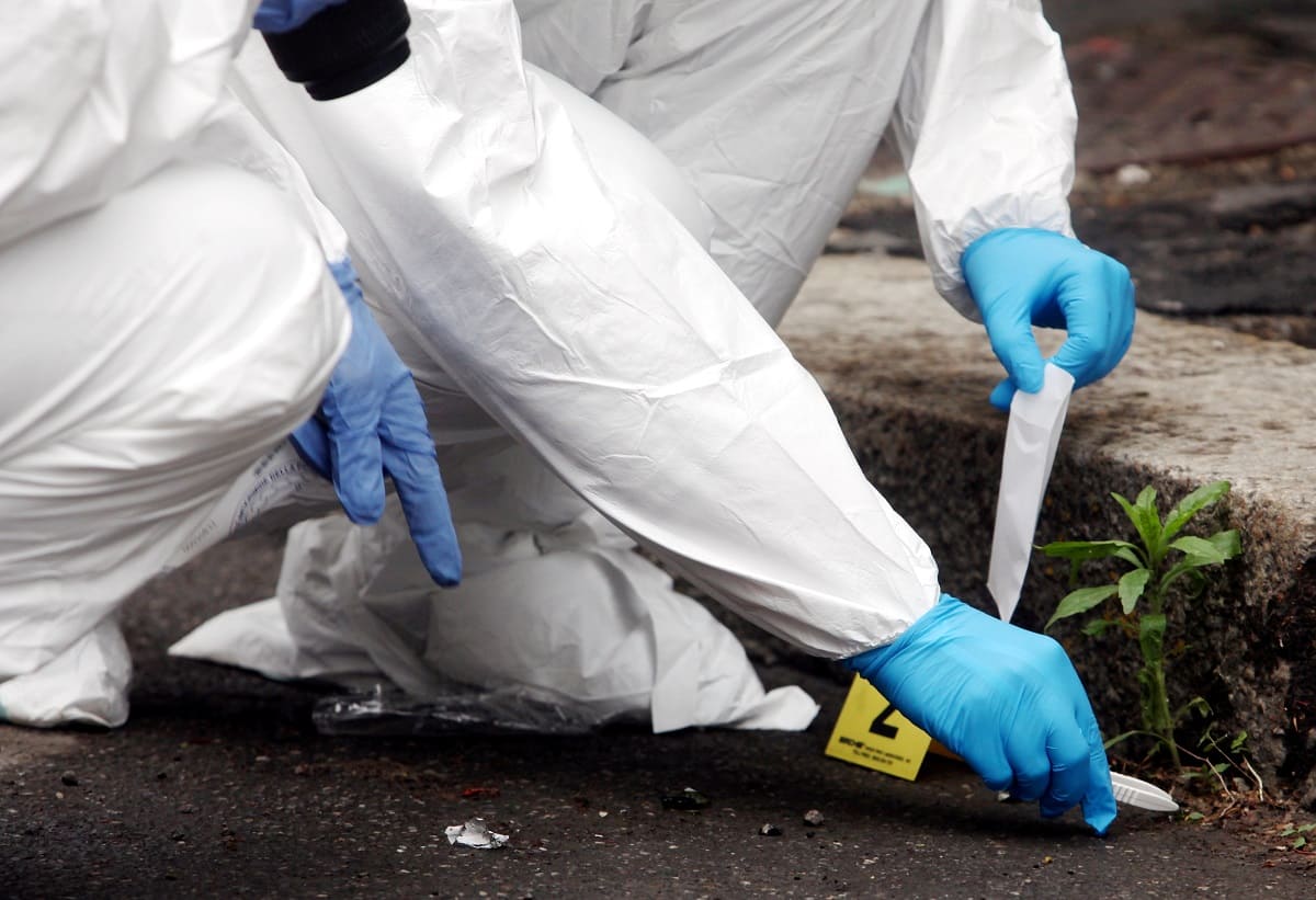 Orrore in casa, cadavere della madre ultracentenaria tenuto per un anno in camera