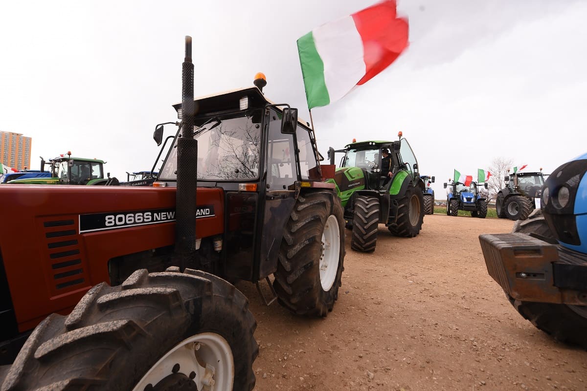 Trattori, Di Paola: “Subito aiuti, senza agricoltura l’economia della Sicilia a fondo”