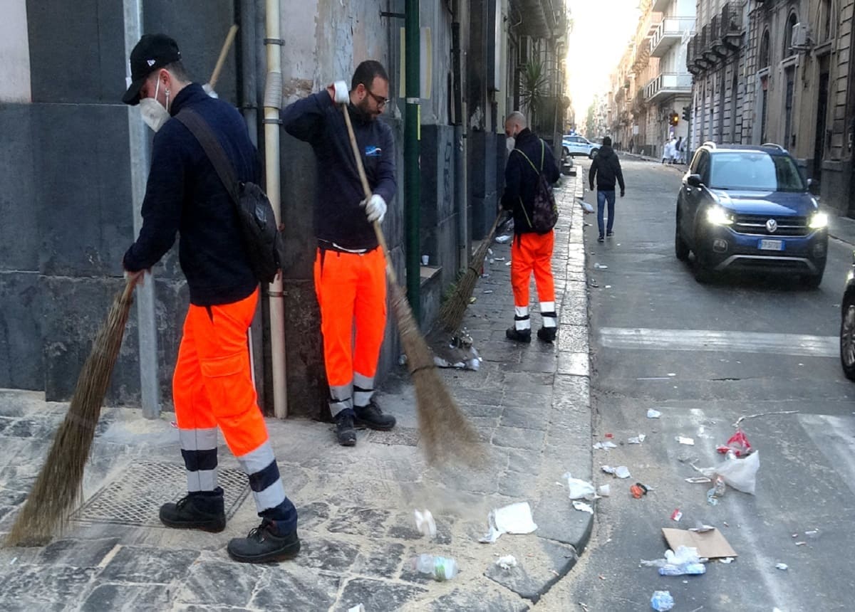VIDEO | Spazzatura e inciviltà, cosa rimane a Catania dopo la festa di Sant’Agata