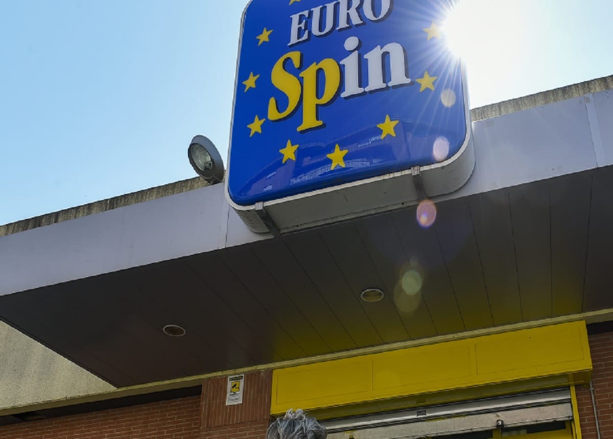 Ferragosto 2024, da Conad a Eurospin: quali sono i supermercati che resteranno aperti
