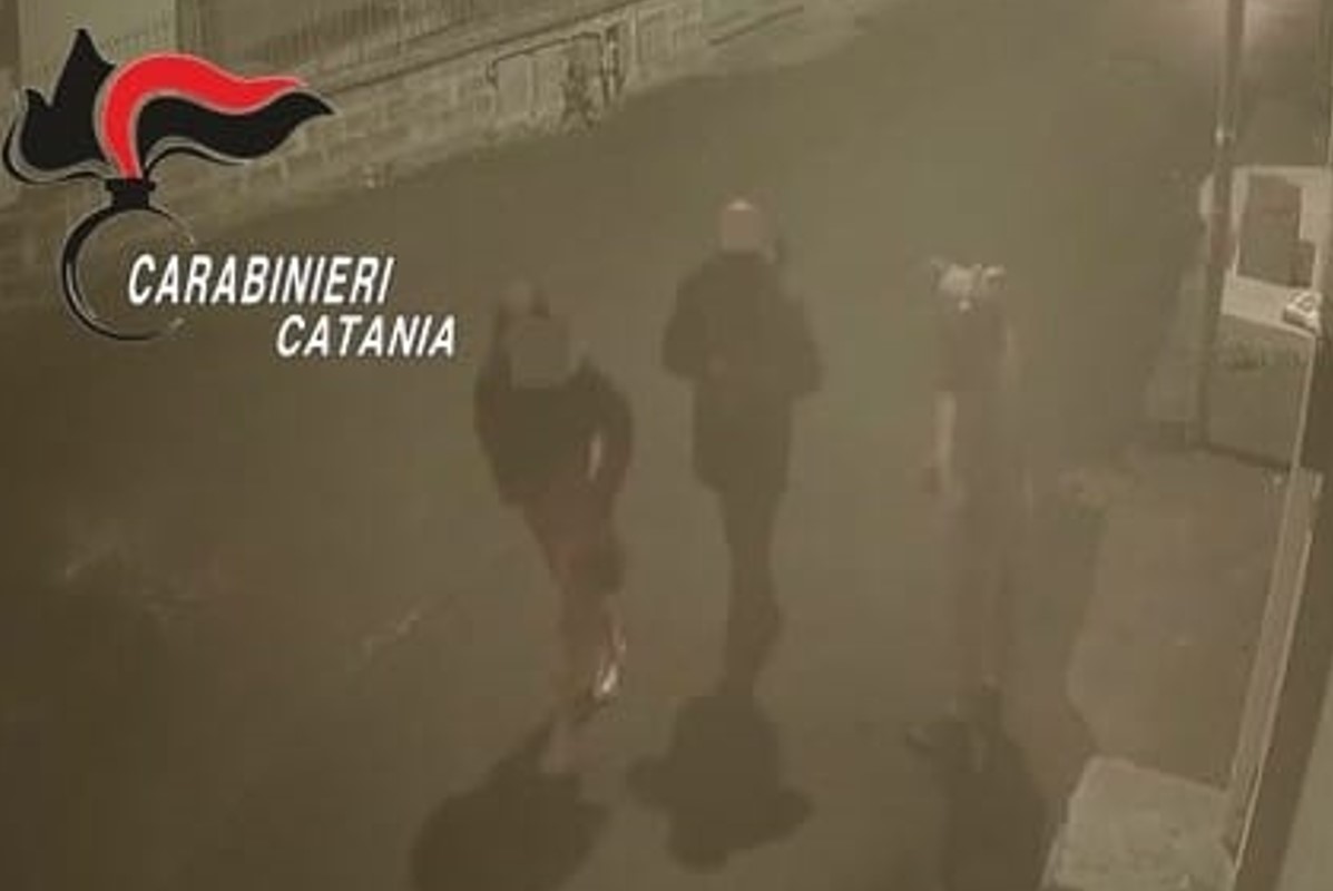 Shock a Carnevale, tentato omicidio nel Catanese per un credito di spaccio: 3 arresti