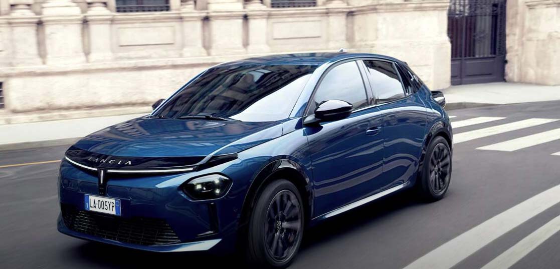 La nuova Ypsilon in edizione limitata Cassina celebra il grande “ritorno” di Lancia in Europa