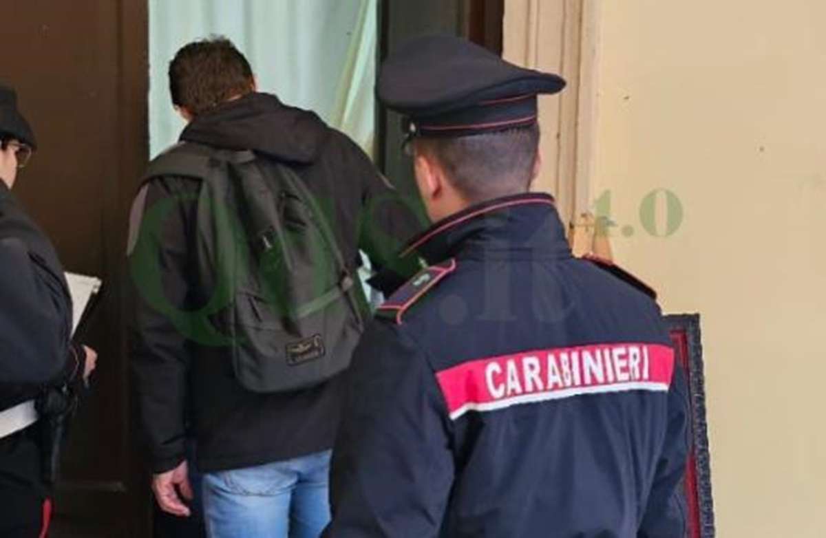 Agrigento, malviventi si intrufolano al Comune: “Gli uffici messi a soqquadro”