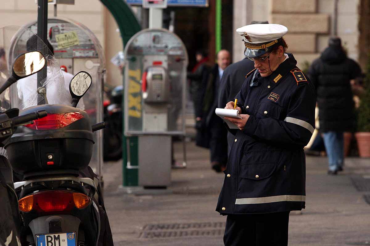 Quanto guadagna un vigile urbano: lo stipendio medio e le prospettive di crescita