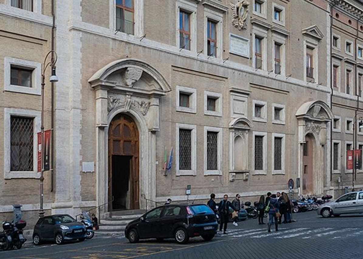 Shock al Ministero della Cultura, scatta l’allarme bomba. Sangiuliano: “Minacce negli scorsi giorni”