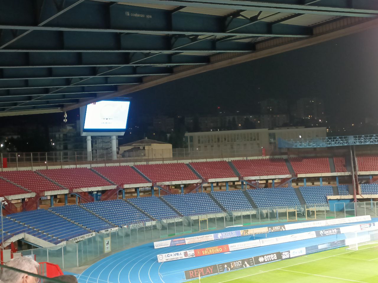 Il Catania in un tunnel senza fine: al Massimino il Giugliano vince 3-2. Le pagelle