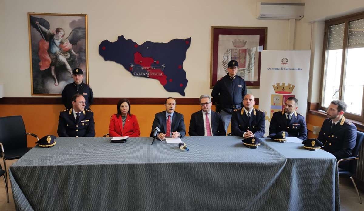 VIDEO e FOTO | Operazione Ianus, i due volti di Cosa nostra: 55 arresti tra Sicilia e Calabria