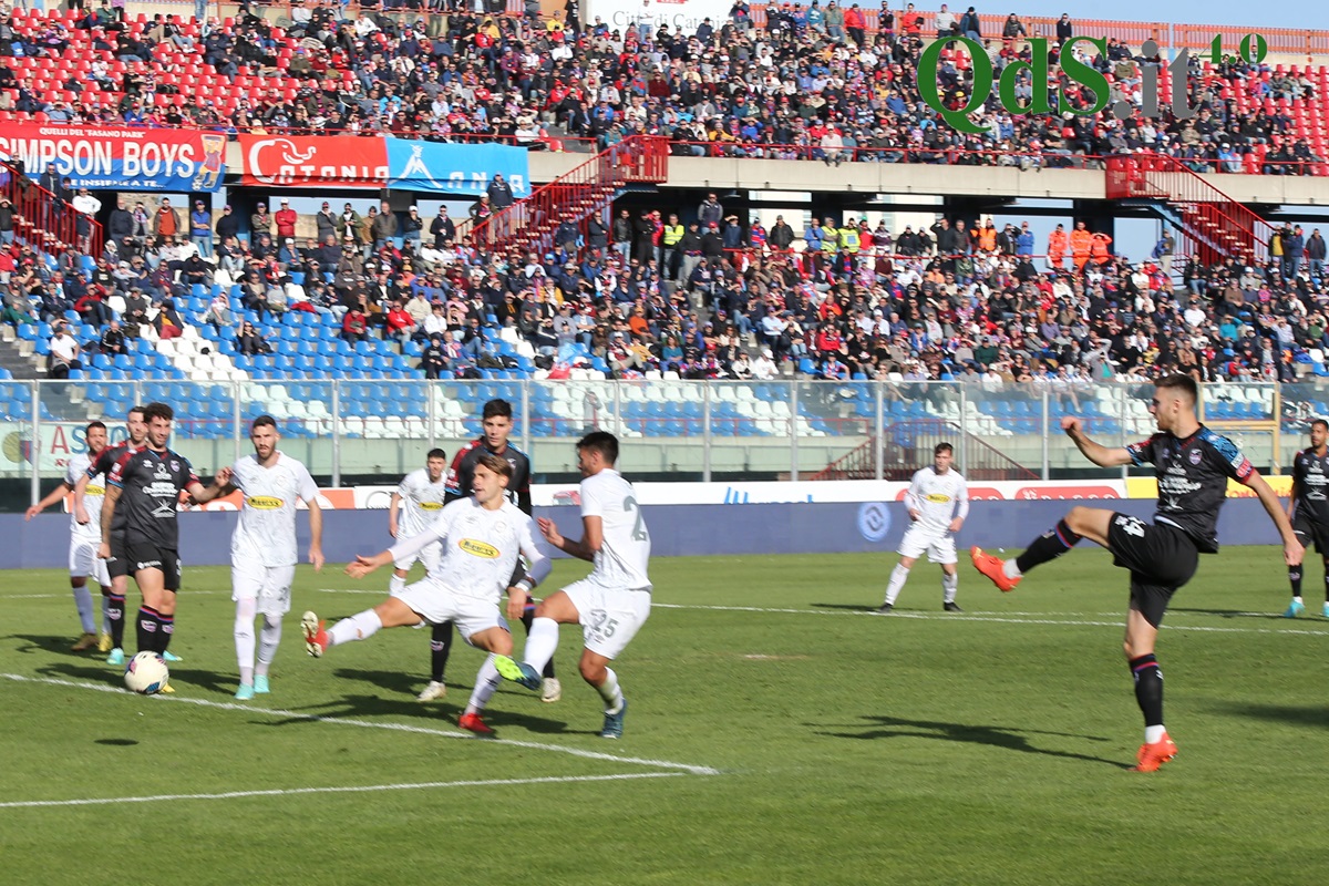 FOTO | Il Catania delude, scialbo pareggio con il Monterosi 1-1