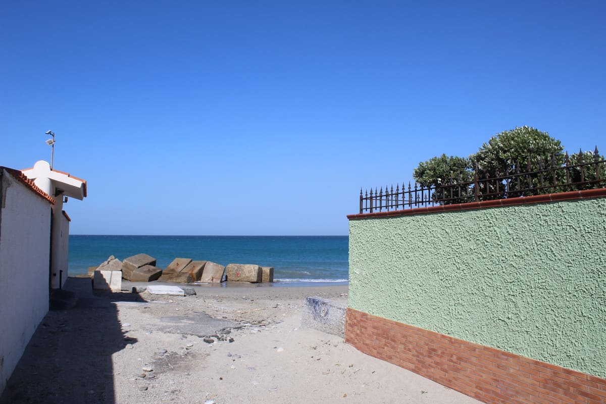 Il mare di Messina, foto di Hermes Carbone