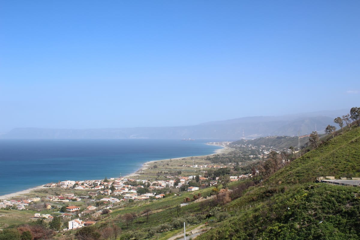 Il mare di Messina, foto di Hermes Carbone