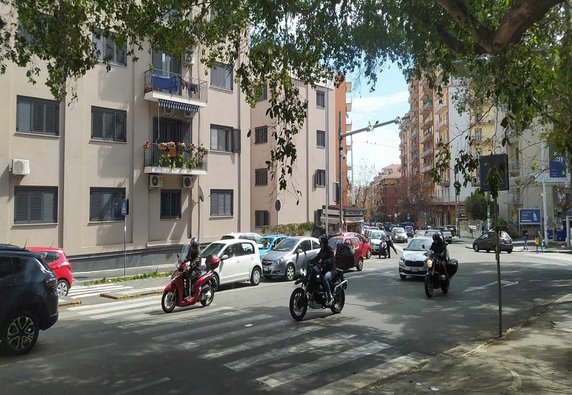 FOTO e VIDEO | Ingorgo piazza Abramo Lincoln, Spampinato: “Ci vuole maggiore senso civico”