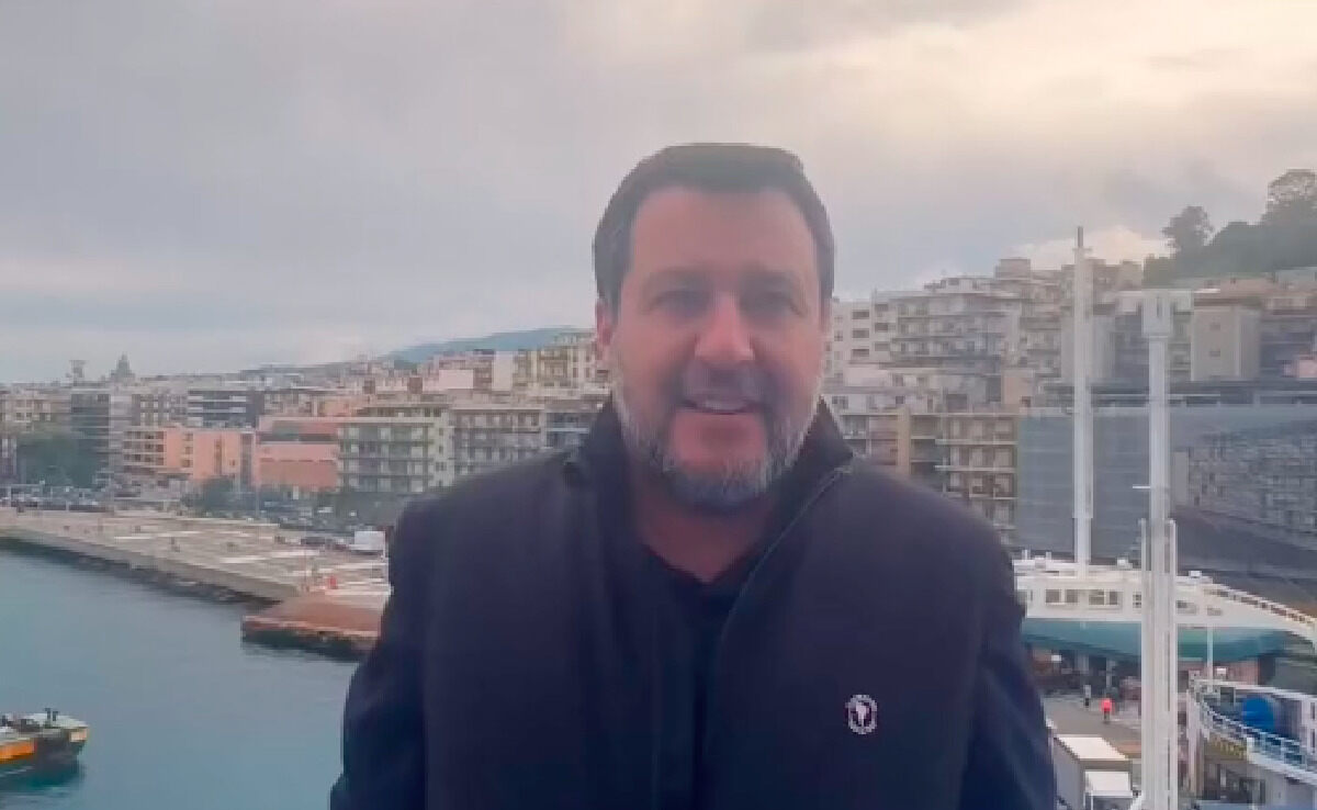 Caso Open Arms, Salvini aspetta la sentenza a Palermo tra selfie e passeggiata in città