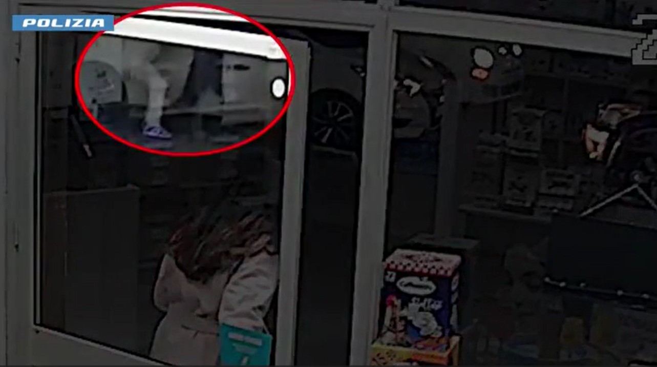 VIDEO | Shock in via Pacinotti a Catania, accoltella l’ex marito della compagna: arrestato