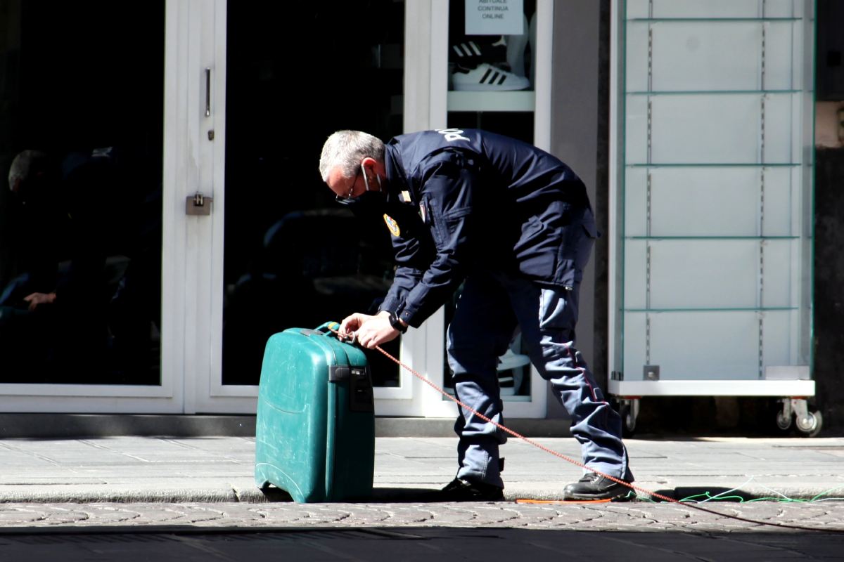 Palermo, pacco sospetto in città: scatta l’allarme bomba