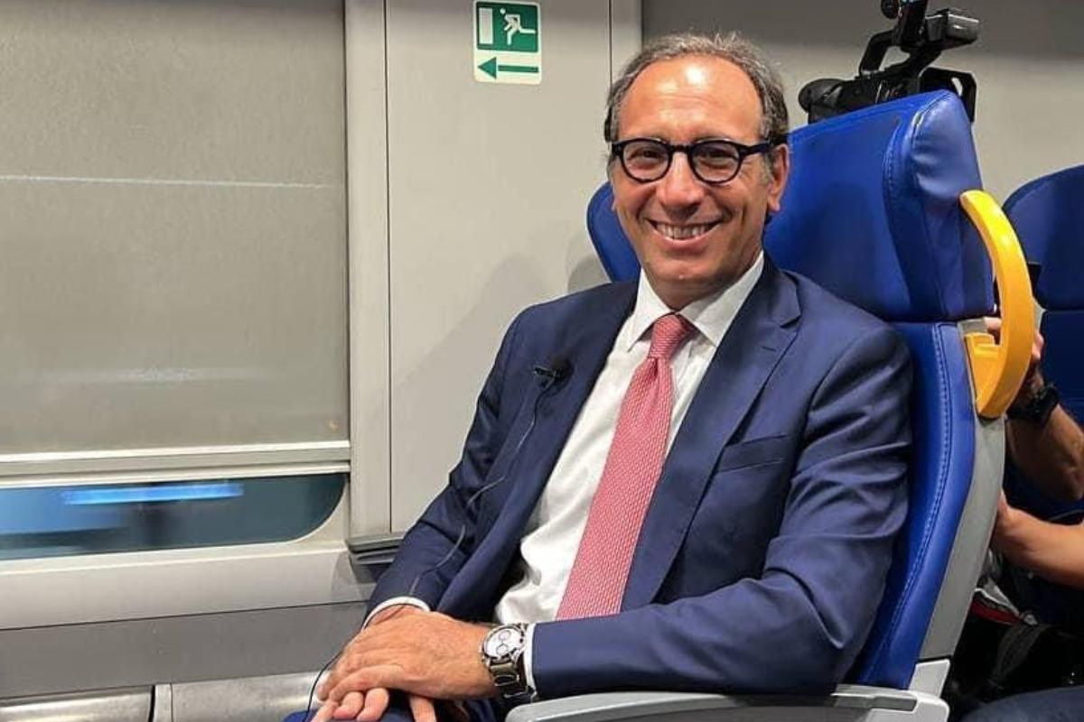 Caro voli, Aricò al ceo di Ryanair: “Con oltre 23 milioni di passeggeri l’abolizione addizionale irrealizzabile in Sicilia”