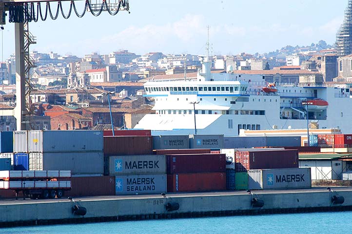 Crisi Mar Rosso, regge il traffico mercantile in Sicilia